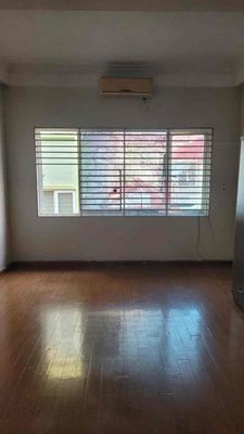 Cho thuê phòng ở tầng 4 giá rẻ