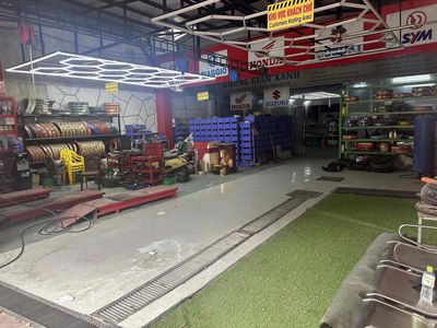 Sang Tiệm Sửa Xe