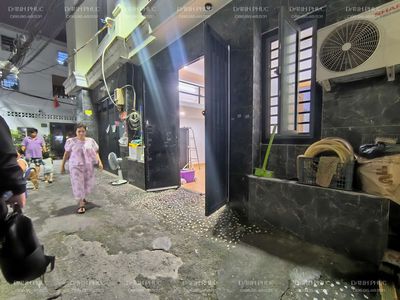 Căn trệt MỚI set up gần chợ Bà Chiểu có gác ngủ đầy đủ nội thất