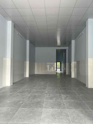 cho thuê Nhà mặt tiền đường quốc lộ 50 giá 15 triệu