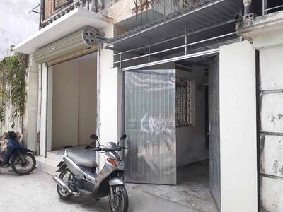Nhà 54m2 ở C9 Mai Động 2PN vskk