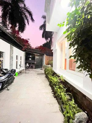 CHO THUÊ BIỆT THỰ KHU AO SEN – CẠNH AEON MALL BÌNH TÂN