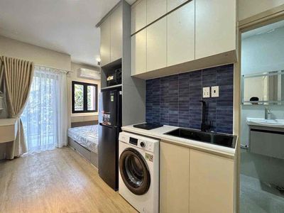 Căn Hộ Cho Thuê Ngay Trung Tâm Quận 1 Đường Trần Quang Khải Ban Công