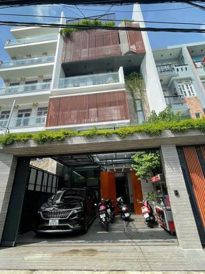 Cho thuê nhà 34A Trương Quốc Dung, Phường 8, Quận Phú Nhuận.