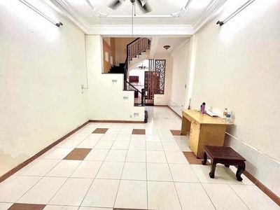 nhà gần Hàng Xanh🇻🇳 DT 4x15m - 4 Tầng -4PN-3WC chỉ 15 triệu