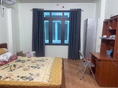 nhà ngõ 102 hoàng đạo thành 45m x5T ô tô đỗ cửa