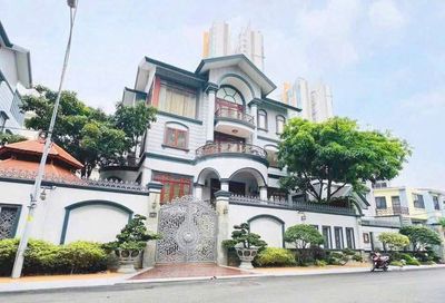 ✨CHO THUÊ BIỆT THỰ ĐƯỜNG QUỐC HƯƠNG – QUẬN 2 DIỆN TÍCH 2500M2 ✨