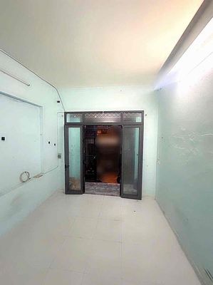 💥NHÀ [ 4x 10] 2 lầu 1 sân thượng (2PN,3WC)  KHU KÊNH NƯỚC DEN💥