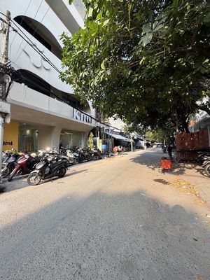 Mặt tiền Phan Xích Long – Ngang 8.2m hiếm – 4 tầng – Giá chỉ 65tr