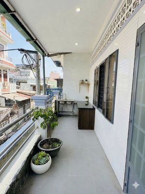 SIÊU PHẨM 100M² - LIỀN KỀ ĐH LUẬT – 2PN RỘNG THÊNH THANG – 2 BAN CÔNG