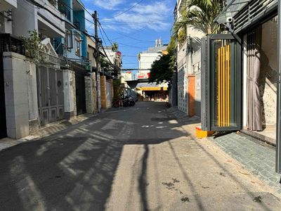 cho thuê nhà nguyên căn đẹp đường to, trục đường phan văn trị