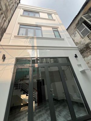 Hẻm 35/2a Trần Quý q11 4x12m 3T 5pn nhà mới