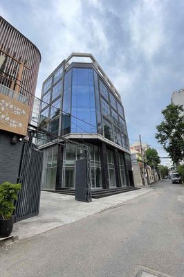 CHO THUÊ TOÀ NHÀ MỚI XÂY UNG VĂN KHIÊM BÌNH THẠNH