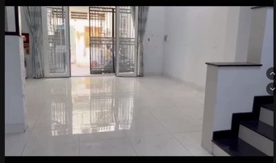 Cho thuê nhà nguyên căn mới 100% 2 mặt tiền đường Lê Trọng Tấn 200m2.