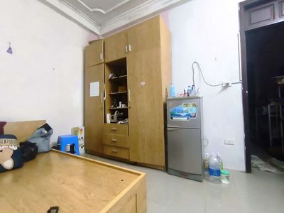 Cho thuê phòng ngõ 74 Yên Hòa 2tr/tháng, gần trường ở ngay