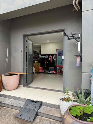 CHÍNH CHỦ CHO THUÊ MB KINH DOANH GẦN NGAY PARKMALL Q8