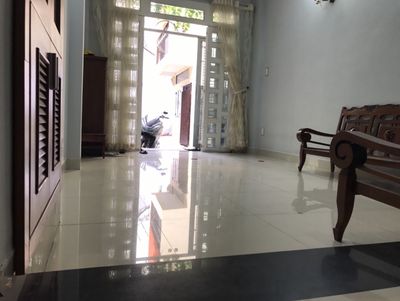 Cho thuê nhà nguyên căn và tầng trệt làm văn phòng quận phú nhuận