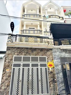 Nhà mới sạch sẽ vào ở luôn