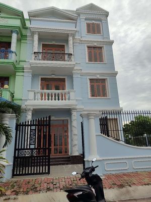 Biệt thự 10x20 3 lầu căn góc cực đẹp