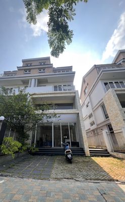 🔥 CHO THUÊ SHOPHOUSE MẶT TIỀN NGUYỄN HỮU THỌ – GIÁ TỐT