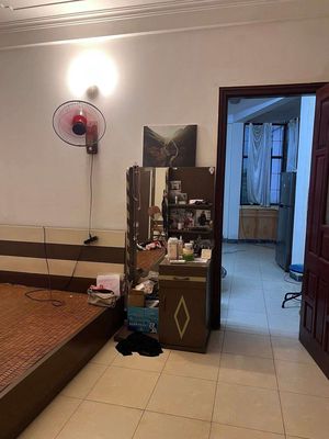 nhà 5 tầng 4Pn 4Wc khương trung 10.5tr