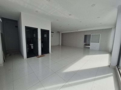 42 tr. Biệt thự văn phòng cho thuê