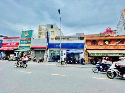 Cho thuê nhà tô hiến thành Ngang gần 10m dài 18 giá tốt ạ
