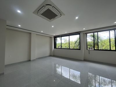 Cho thuê tầng 1 Shophouse KĐT Zeitgeits làm văn phòng