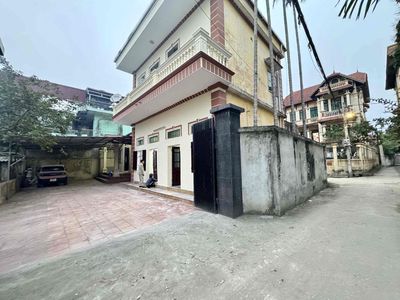 CHO THUE 2 CĂN LIỀN KỀ 500m2