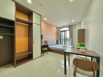 Studio ban công - full nội thất gần Nguyễn Gia Trí và Metro Tân Cảng