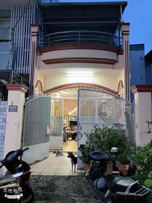 Cho Thuê Nhà nguyên căn khu 368 Tân Sơn Nhì, 4x21m, 3 phòng ngủ