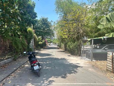 CHO THUÊ 3000m2 ĐẤT KINH DOANH NGAY CHUNG CƯ TECCO TOWN