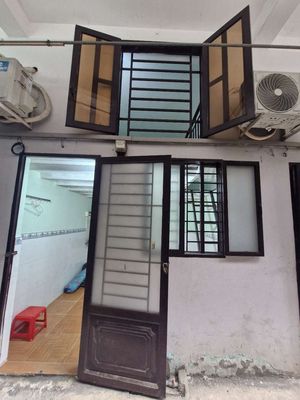 Cho thuê phòng trọ đi bộ chỉ 5ph tới ĐH Văn Lang, p5, giá chỉ 3.4tr/th