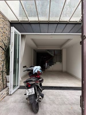 CHO THUÊ NHÀ MẶT TIỀN ĐƯỜNG SỐ 27 DT 4X12M 1L GẦN TRƯỜNG ĐẠI HỌC 