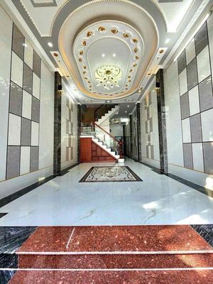 Nhà trệt 2 lầu đẹp 4phòng sẵn 4máy lạnh gần Chợ Cầu Ván