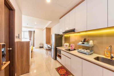 Căn hộ studio Saigon Royal đầy đủ nội thất ở liền