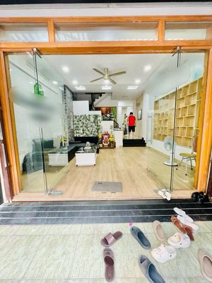 CHO THUÊ NHÀ MỚI_HẺM XE TẢI 8m THÔNG_4 TẦNG LẦU 5PN LỚN_VỊ TRÍ ĐẸP KD
