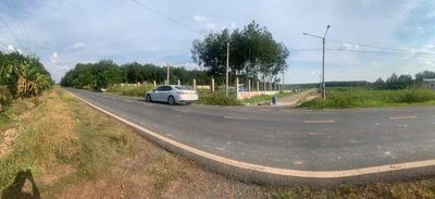 Cho Thuê Lô Góc 2 Mặt Tiền Đường Tỉnh 756 Có Sẵn 1000m2 Thổ Cư