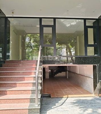 Nhà phố Vũ Phạm Hàm - Diện tích 100m2 x 6 tầng 1 hầm, mặt tiền 6m