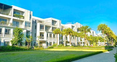 Cho thuê biệt thự The Manor Nguyễn Xiển 200m2, có thang máy, hồ bơi