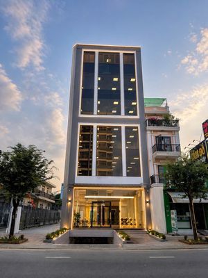BUILDING MỚI HOÀN CÔNG QUẬN 3 - P VÕ THỊ SÁU CÁCH QUẬN 1 5 PHÚT LÁI XE