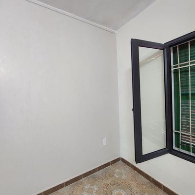 Cho thuê căn hộ tập thể Kim Liên