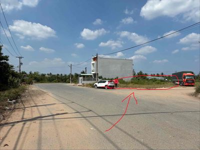 Chính chủ cho thuê đất 2 mặt tiền, đối diện ĐH Tiền Giang cs2