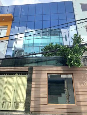 Cho thuê nhà Nam Kỳ Khởi Nghĩa, ngang 8m, Quận 3