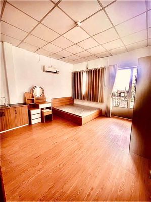 CĂN HỘ BAN CÔNG SIÊU TO NGAY BỆNH VIỆN UNG BỨU