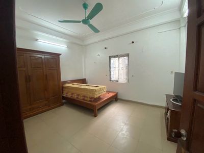 nhà ngõ 82 yên lãng 75mx 3T giá 11tr.th