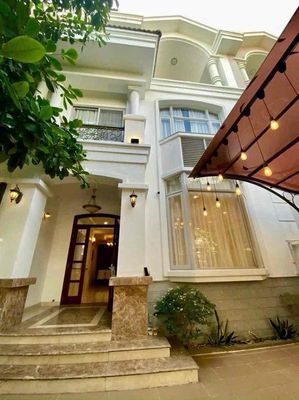 CHO THUÊ BT NAM VIÊN - PHÚ MỸ HƯNG .4pn phú mỹ hưng