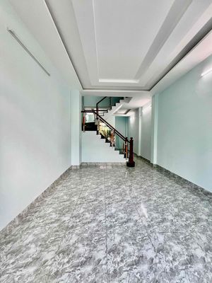 Cho Thuê Nhà Mới Xây DT 180m2 1Trệt 2Lầu 3Pn 4Wc Gần Chợ Vườn Lài