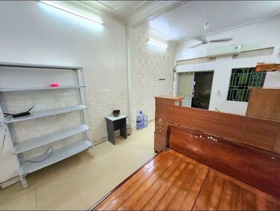 Cho thuê nhà riêng ngõ 66 Tân Mai - 36m2 - 2 ngủ