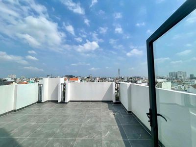 duplex ban công rộng ngồi chill cả ngày